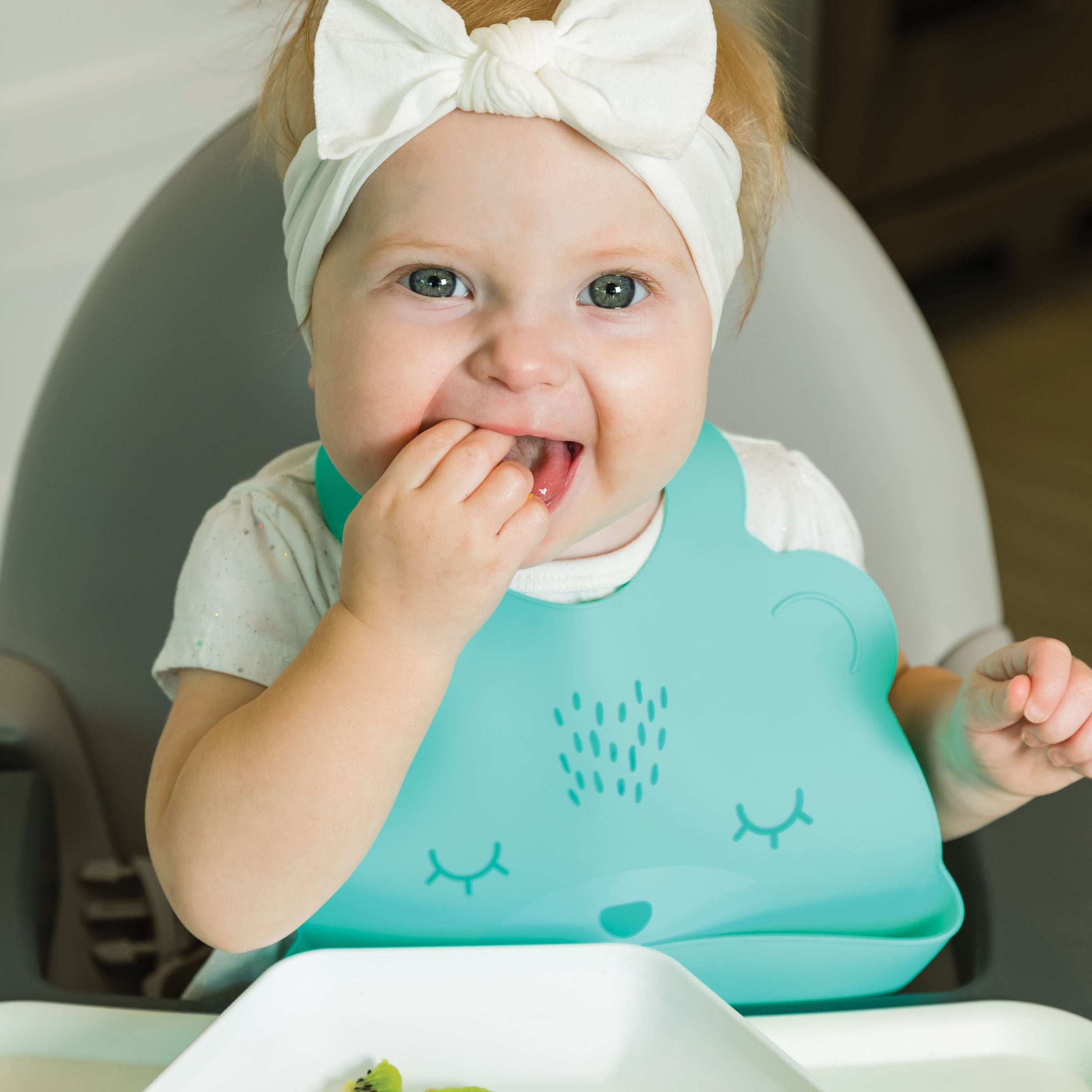 Silicone Roll-up Bibs for Babies