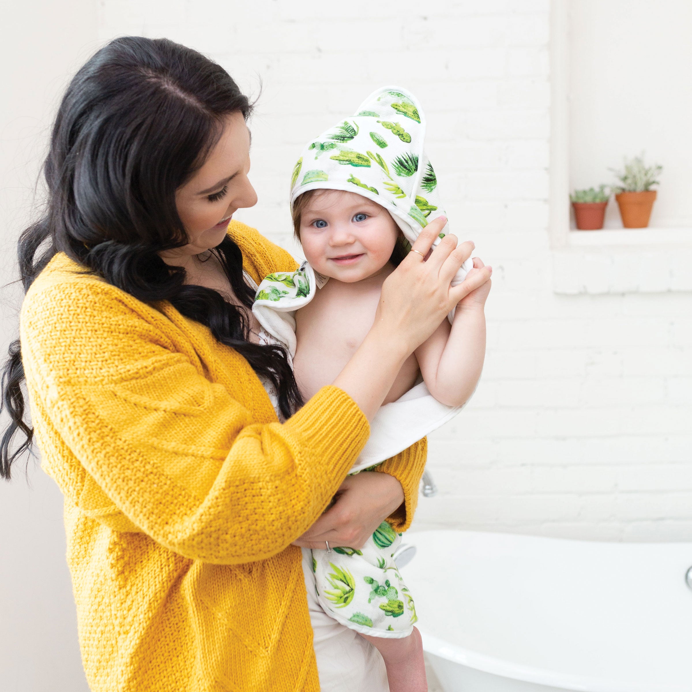 Hooded Towel and Washcloth Sets for Babies
