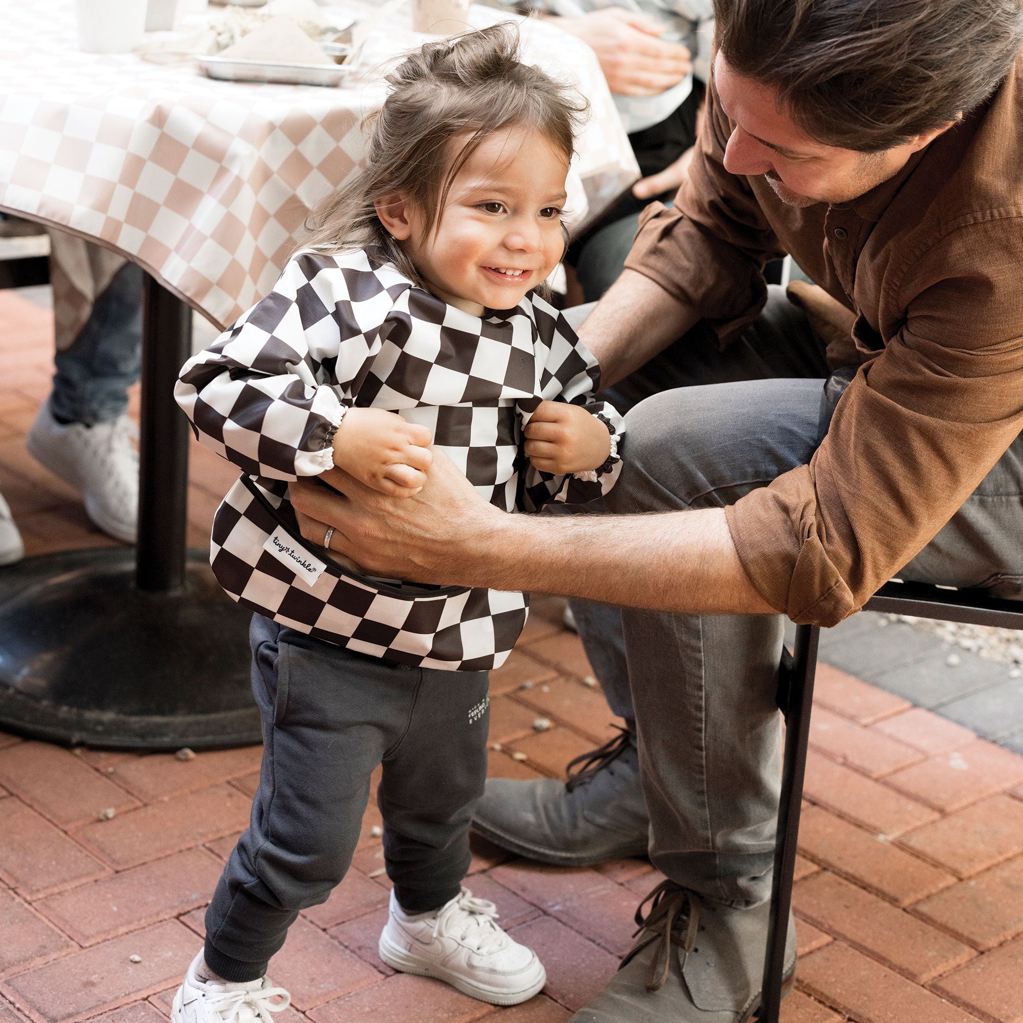 Mess-proof Full Sleeve Bibs for Babies and Toddlers